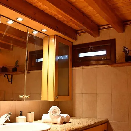 The Three Story Old Town House 펜션 *