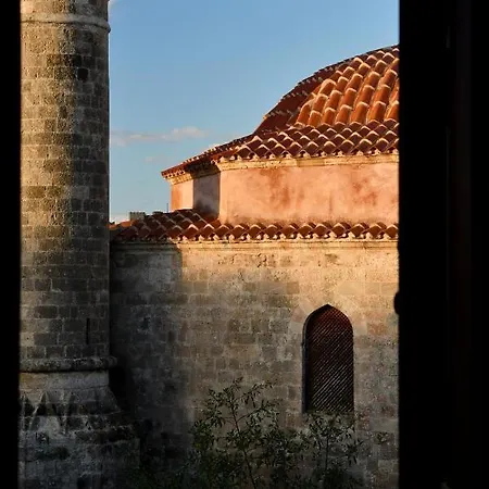 The Three Story Old Town House Nyaraló Rhodes City