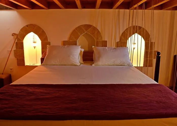 Casa de Férias The Three Story Old Town House