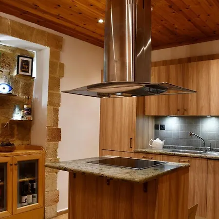 The Three Story Old Town House Feriehus Rhodes City